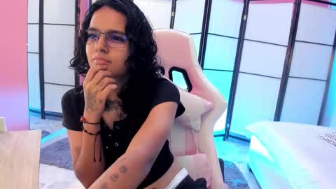 julianne_7 online show from 28, 2, 2026