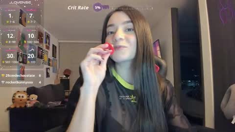 Snapshot of julidavila chatting on 25, 10, 2025 Jeimy Help me to reach 100 thumbs up online show from 25, 10, 2025