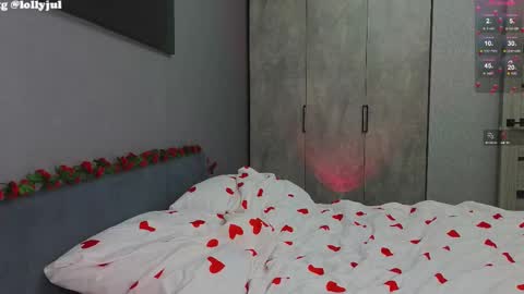 julidropp online show from 23, 2, 2025