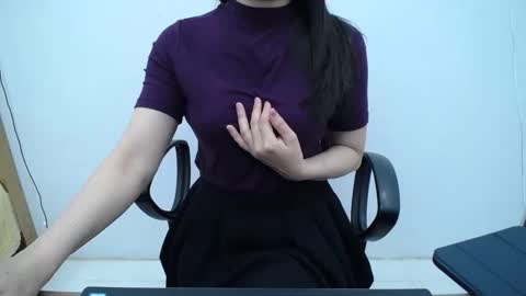 Snapshot of julie9x chatting on 3, 2, 2026 julie9x online show from 3, 2, 2026