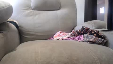 Julie bunny online show from 10, 3, 2026