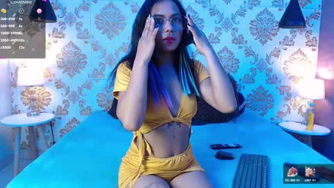 Snapshot of julie_coper chatting on 3, 1, 2025 julie coper online show from 3, 1, 2025