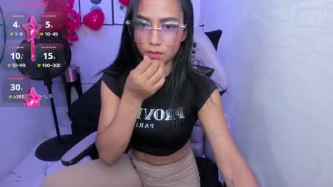 Snapshot of julie_coper chatting on 26, 2, 2025 julie coper online show from 26, 2, 2025