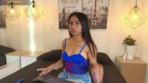 Snapshot of julie_coper chatting on 10, 9, 2025 julie coper online show from 10, 9, 2025