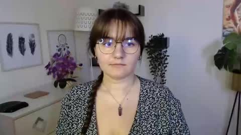 Snapshot of julie_extasy chatting on 19, 9, 2025 Julie online show from 19, 9, 2025