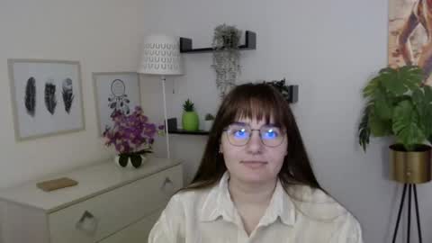 Julie online show from 24, 11, 2025