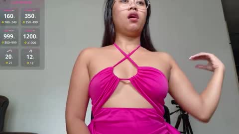 Snapshot of julie_vixen chatting on 13, 11, 2025 julie_vixen online show from 13, 11, 2025