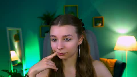 juliedaniel online show from 21, 10, 2025