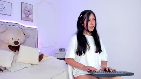 juliee_ross online show from 19, 5, 2026