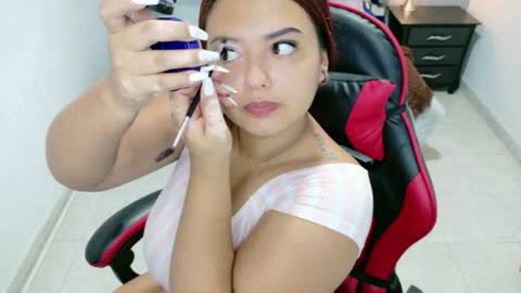 Snapshot of julieeta_castillo chatting on 21, 6, 2026 julieta online show from 21, 6, 2026