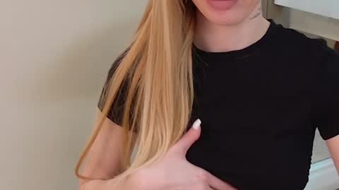 Julia online show from 17, 1, 2025