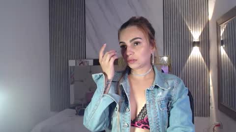 julieta__fox_ online show from 14, 1, 2026