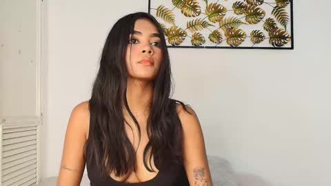 Juli online show from 15, 9, 2025