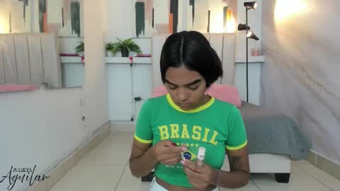 Juli online show from 20, 11, 2025