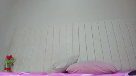 Julieta  IG juietaflower06 online show from 26, 1, 2025