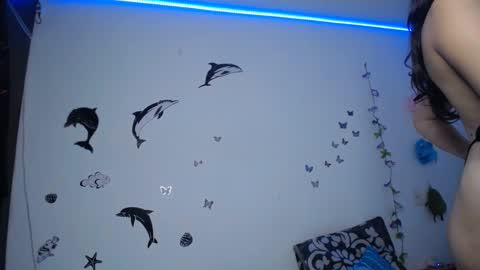 Julieta  Hass online show from 24, 9, 2025