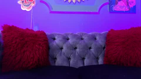  Julieta  online show from 19, 2, 2025