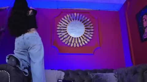  Julieta  online show from 12, 2, 2026