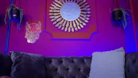 Snapshot of julieta_russell chatting on 8, 5, 2026 Julieta online show from 8, 5, 2026