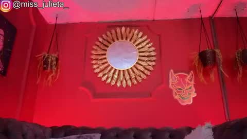 Snapshot of julieta_russell chatting on 10, 6, 2026 Julieta online show from 10, 6, 2026