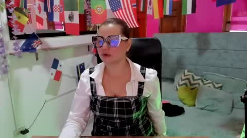 Snapshot of julieta_star69 chatting on 16, 6, 2026 julieta_star69 online show from 16, 6, 2026
