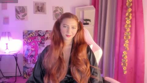 Snapshot of julietacollinss chatting on 4, 6, 2026 Julieta online show from 4, 6, 2026