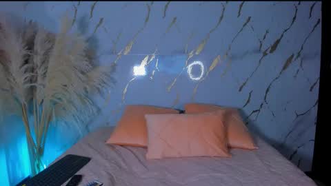 Julieth Gomez online show from 14, 11, 2025