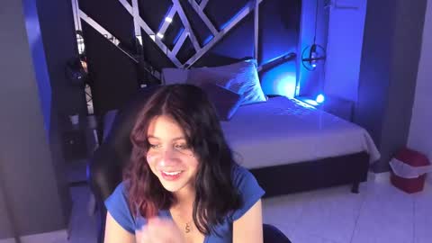 Julieth  online show from 4, 10, 2025