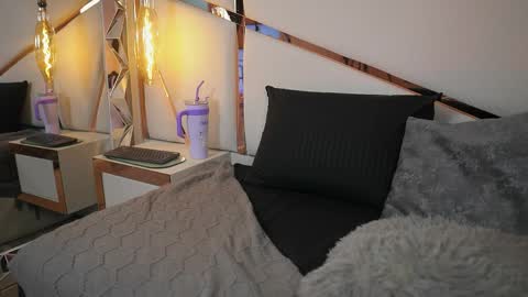 julieth_rojas online show from 15, 4, 2026