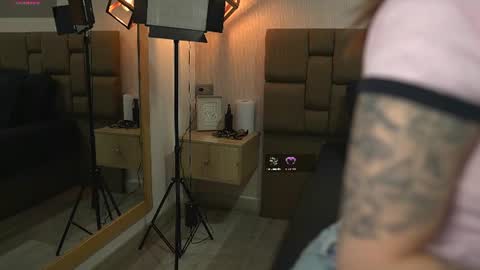 julieth_rojas online show from 25, 7, 2026