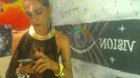 Julieth Wolf online show from 12, 10, 2025