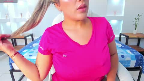 Snapshot of julietha_taylor chatting on 28, 1, 2025 Julietha online show from 28, 1, 2025