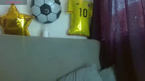 Snapshot of juliethamarquezz chatting on 4, 7, 2026 juliethamarquezz online show from 4, 7, 2026