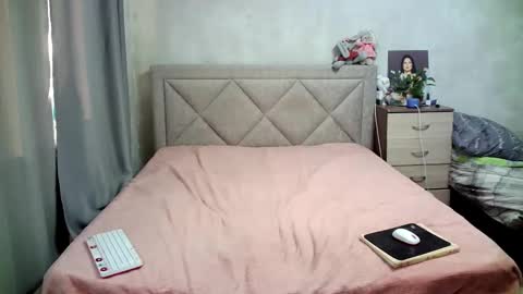 Julietkitty online show from 24, 2, 2025