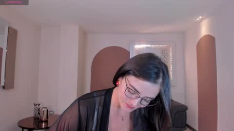 JULIETTA online show from 5, 3, 2025