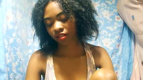 juliette9794 online show from 1, 12, 2025