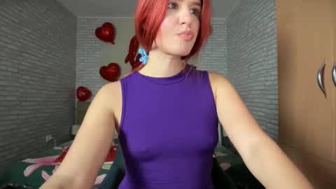 Snapshot of julietterosie chatting on 5, 2, 2025 Rose online show from 5, 2, 2025