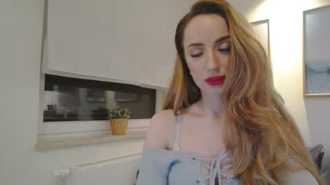 JulietteSensual online show from 9, 2, 2025