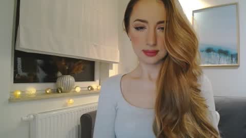 JulietteSensual online show from 17, 2, 2025