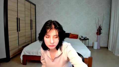Snapshot of julissweet chatting on 23, 12, 2024 Asmodeus online show from 23, 12, 2024