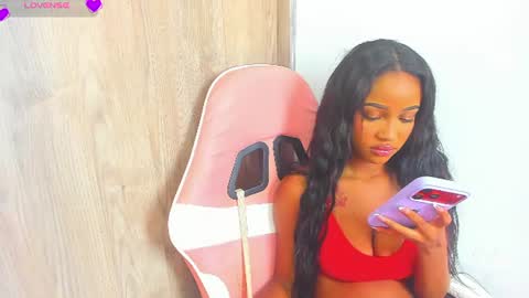 Snapshot of julitpink chatting on 24, 6, 2026 julitpink online show from 24, 6, 2026