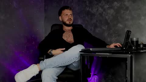 JULiUS   online show from 16, 11, 2025