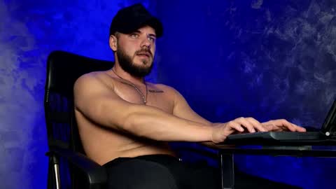 JULiUS   online show from 9, 1, 2026