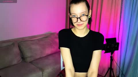 Snapshot of jullbollar chatting on 8, 11, 2025 NaOmi online show from 8, 11, 2025