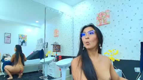 Julieta Reyes   online show from 19, 2, 2025