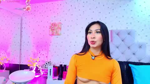 Julieta Reyes   online show from 18, 3, 2026