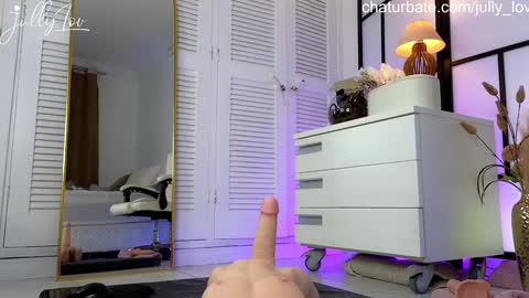 Jully Lov  online show from 17, 3, 2026