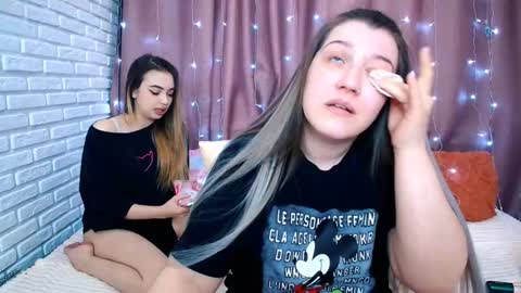 Snapshot of jullymood chatting on 14, 3, 2026 DoubleCherry online show from 14, 3, 2026