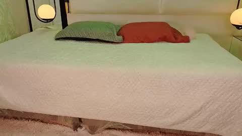 junecollins online show from 17, 3, 2026