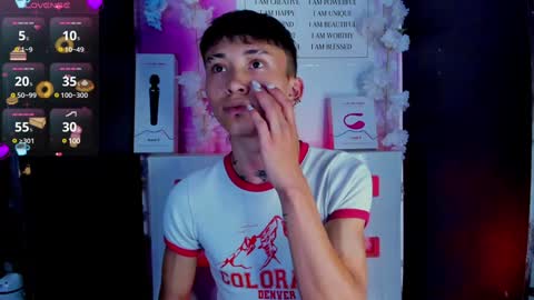 Snapshot of juniior0_0 chatting on 7, 2, 2025 Junior online show from 7, 2, 2025